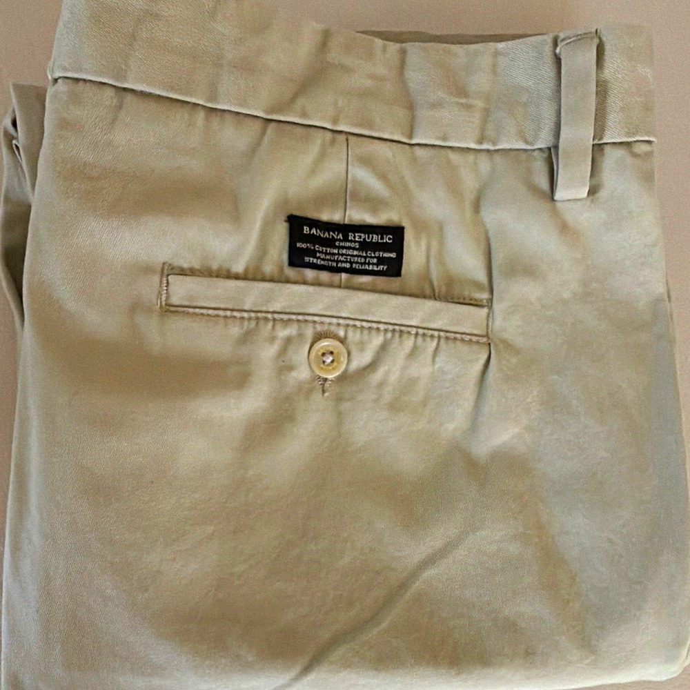 Banana Republic Men's Beige Chino Pants 36 Cotton Twill Straight Leg Flat Front